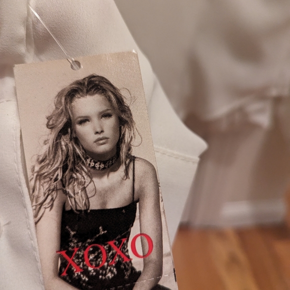 Fitted Ruffle button down shirt - Picture 4 of 5